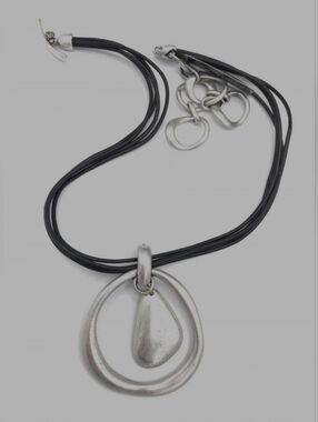 Premier Designs Necklace NWT